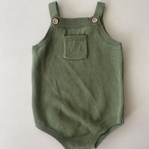 NWOT Janie and Jack Unisex Baby Sweater Romper with Pocket, size 6-12 Months